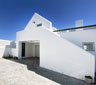 Infinity Apartment, Paternoster